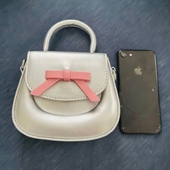 韓国で購入 シルバーリボンミニバッグの画像