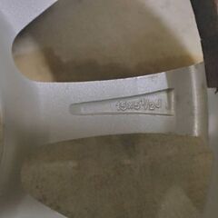 スタッドレスタイヤの画像