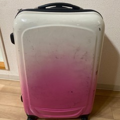 スーツケースの画像