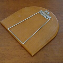 １　卓上鏡（木製）の画像