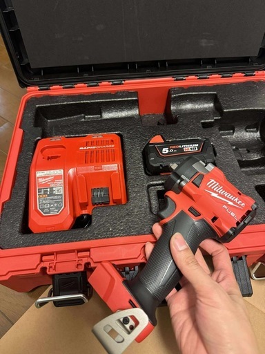 ミルウォーキー M18 FUEL