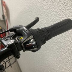 美品 折りたたみ自転車 26インチ シマノ製 6段変速 カゴ付き ブラックの画像