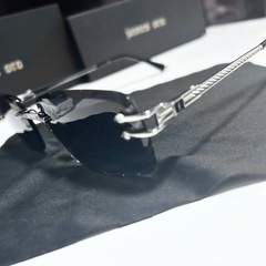 JAMES ORO リムレスサングラスの画像