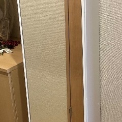 収納付きミラーの画像