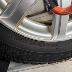 スタッドレス
タイヤの画像
