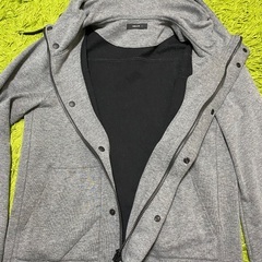 美品！コムサイズムのアウターの画像