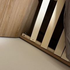 ダブルベッドの画像