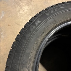 175/65R15スタッドレス冬タイヤVRXの画像