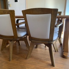 [受け渡し決定]ダイニングテーブル+椅子4つの画像