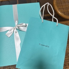 Tiffany & Co. 婚姻届 の画像