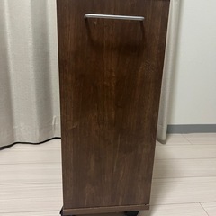 可動棚付き収納ラック(キャスター付き)の画像