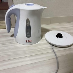 美品⭐️🌟T-fal 電気ケトル　1.2L の画像