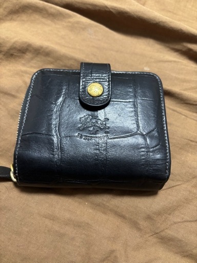 イルビゾンテ折り財布クロコ型押し