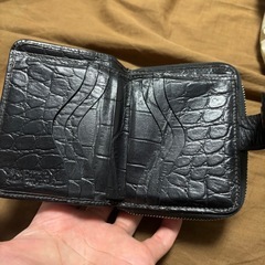 イルビゾンテ折り財布クロコ型押しの画像