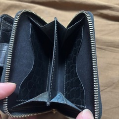 イルビゾンテ折り財布クロコ型押しの画像