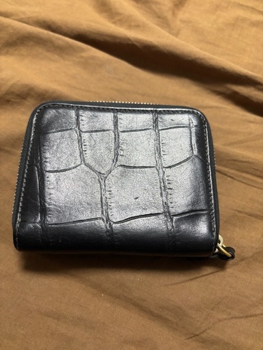イルビゾンテ 二つ折り財布 クロコ型押し ブラック