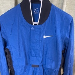 NIKE ナイキ　プルオーバー ナイロンジャケット　サイズS ブルー　青　 ハーフジップ NIKE ナイキ ナイロンジャケットの画像