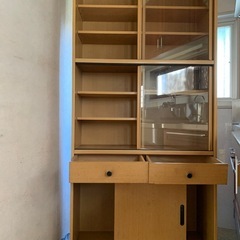 [直接取りに来て下さる方限定]食器棚の画像