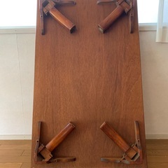 [直接取りに来て下さる方限定]折りたたみテーブルの画像