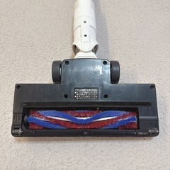 掃除機&スタンド　IRIS OHYAMA　アイリスオーヤマ　掃除機　充電式サイクロンスティッククリーナー　山崎実業　掃除機スタンド　スティッククリーナースタンドの画像