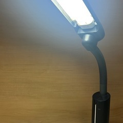 デスクライトの画像