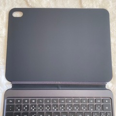 【新品】iPadケース キーボード付きの画像