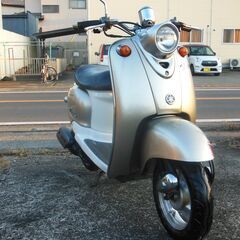 やっと探し再入荷しました　希少　YAMAHA 2st VINOビーノ　シャンパンゴールド セル始動　速く好調 　プラグ　フィルター新品交換 納車整備点検済み 登録後すぐ乗り出せます。直接引き渡し　配送手配も可　SA10J　５AU　４JP　原付の画像