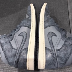 エアジョーダン1みっどミッド　NIKE すにスニーカーの画像