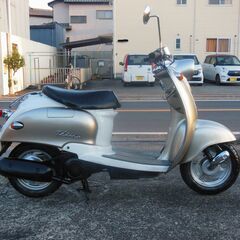 やっと探し再入荷しました　希少　YAMAHA 2st VINOビーノ　シャンパンゴールド セル始動　速く好調 　プラグ　フィルター新品交換 納車整備点検済み 登録後すぐ乗り出せます。直接引き渡し　配送手配も可　SA10J　５AU　４JP　原付の画像