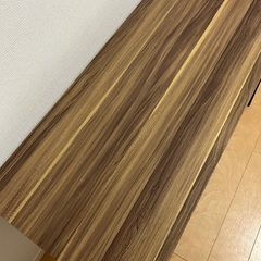 お話し中【不用品処分中】SAKODAで買ったテーブルの画像