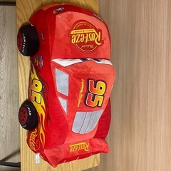 【美品】マックイーン 
特大ぬいぐるみ クッションの画像