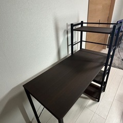 ラック付きデスク
の画像