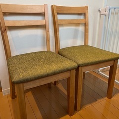 ダイニングテーブル、チェアの画像