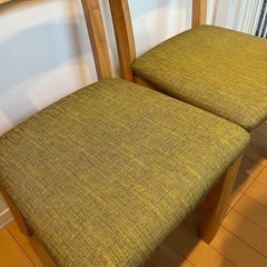 ダイニングテーブル、チェアの画像