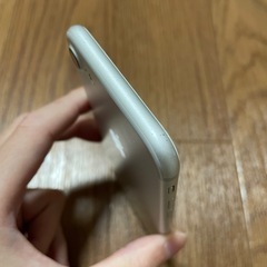 simフリー　iPhone7 32GB シルバーの画像