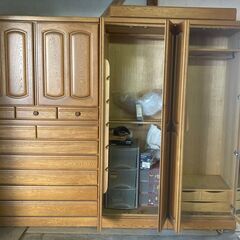 クローゼット、洋タンス　　合わせて1000円の画像