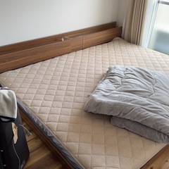 ワイドキング240cmベッド 連結ローベッドの画像