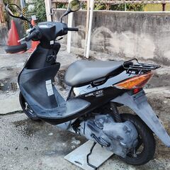 ⭐スズキアドレスV50　CA44A　黒　空冷インジェクションモデル　原付バイクの画像