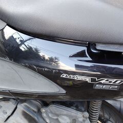 ⭐スズキアドレスV50　CA44A　黒　空冷インジェクションモデル　原付バイクの画像