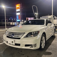 レクサスLS600h中期　の画像