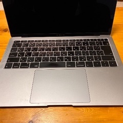 訳あり　MacBook Air 2018 本体のみ　直接受け取り可能の画像