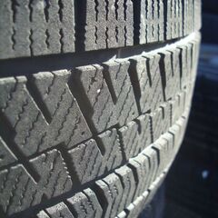 185/65Ｒ15　VRX2の画像