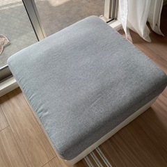 ソファ　オットマンの画像