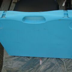 折り畳みテーブルの画像