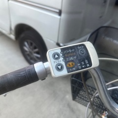 電動アシスト自転車 シティタイプ クリーム色の画像