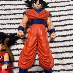 ドラゴンボール悟空ソフビフィギュア2体の画像