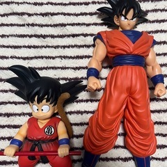 ドラゴンボール悟空ソフビフィギュア2体の画像