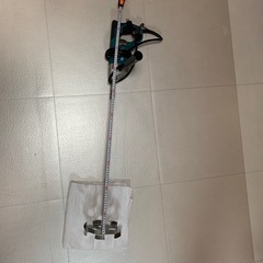 Makita 電動撹拌機 撹拌ヘッド付きの画像