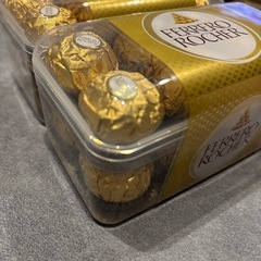 フェレロ　ロシェ　Ｔ16×2個の画像