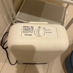 【取引中】アイリスオーヤマ　電気ヒーターの画像